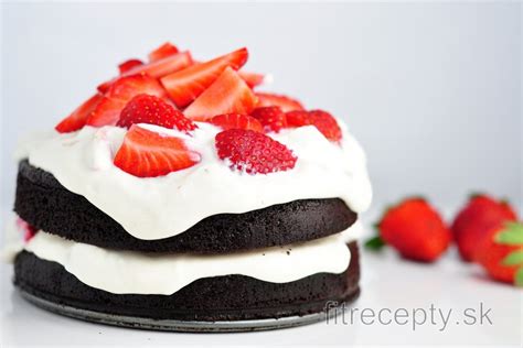Zdravá valentínska torta s ovocím