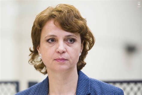 Monika Šišková pri práci