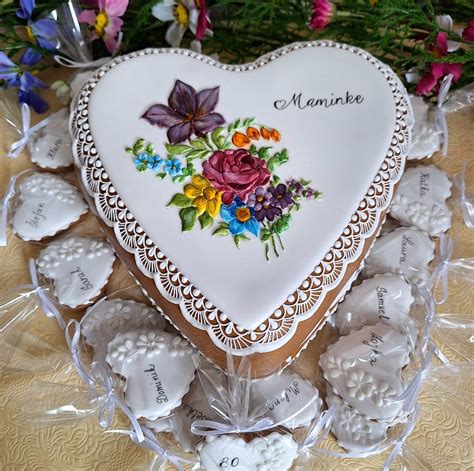 Ukážka krásne zdobeného medovníka