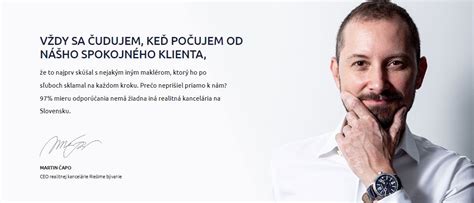 Vizualizácia spokojného klienta s maklérom