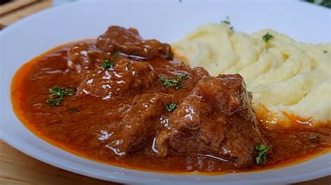 Kvalitné hovädzie mäso na guláš