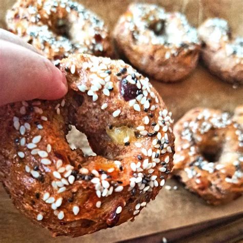 Bezlepkové bagely z tvarohu a ovsených vločiek