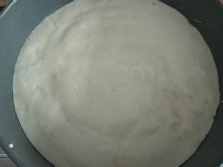 Ilustračná fotka piškótového cesta pripraveného na pečenie