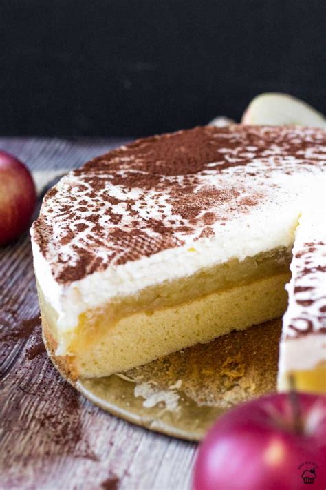 Jablková torta s tvarohovým krémom