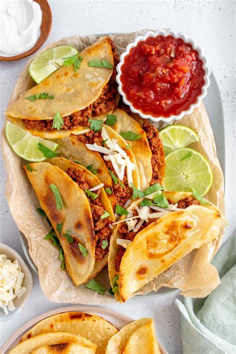 Tacos s rôznymi náplňami