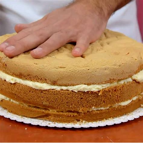 ingrediencie na korpus nepečenej torty