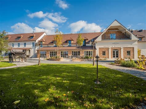 Hotel Arsena z vonku