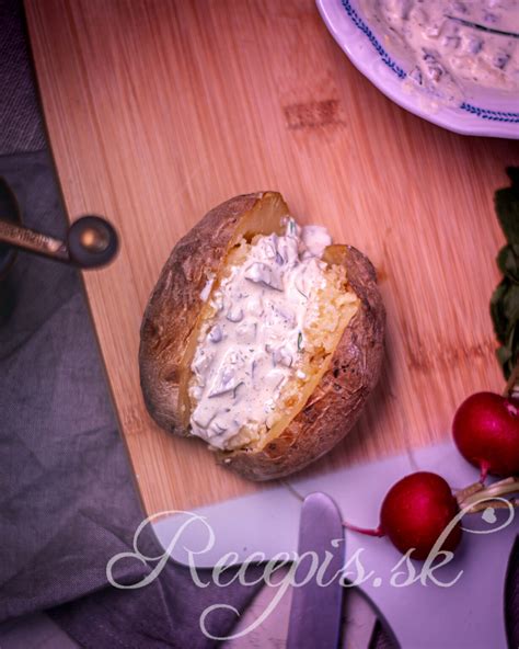 Schematické znázornenie vrstiev pri pečení rebierok v alobale