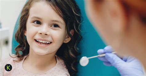 Ilustrácia dieťaťa, ktoré sa nebojí u zubára