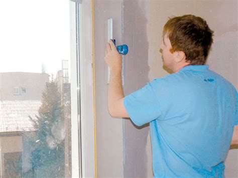 Finálna úprava ostenia po montáži okna