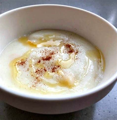 Ingrediencie na bezmliečnu krupicovú kašu