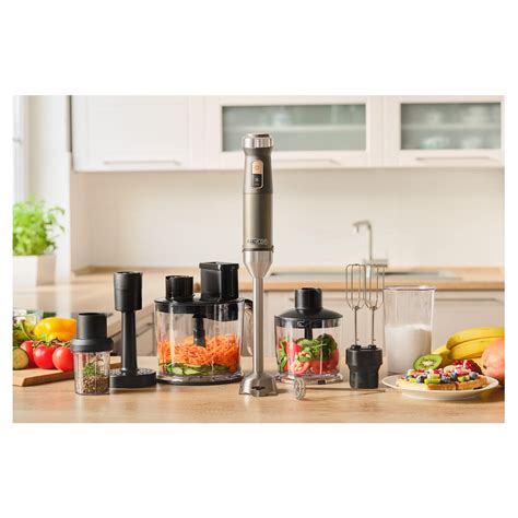 tyčový mixér v akcii