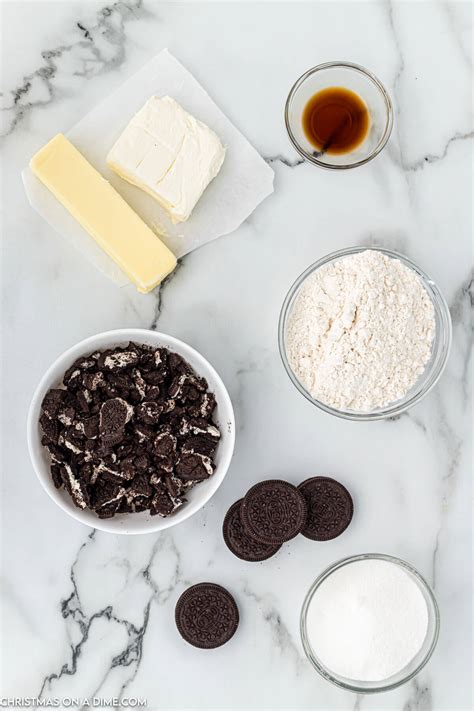 Ilustrácia ingrediencií na Oreo Cheesecake