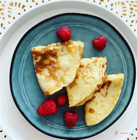 Skladané palacinky na tanieri