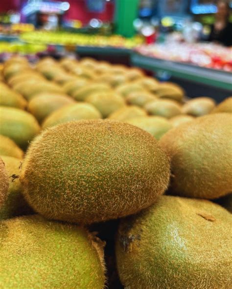 Ilustračná fotografia šumienkového kiwi koláča
