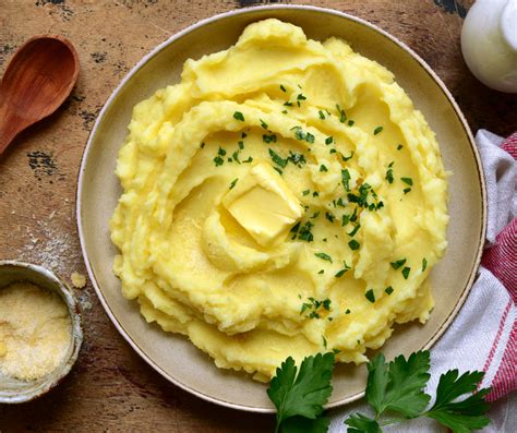 Zapekaná zemiaková kaša so syrom