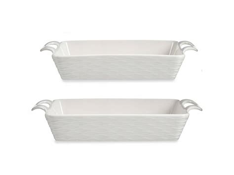 Misku s nakrájaným koralovcom a ostatnými ingredienciami na zapekanie