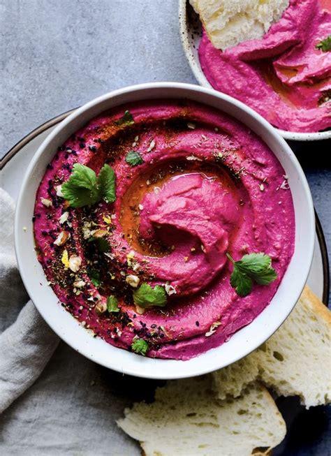 hummus s červenou repou
