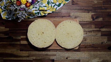 Nákres rozrezania tortového korpusu na tri pláty